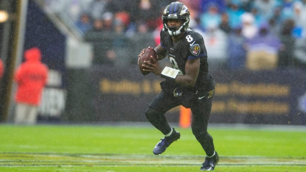 Baltimore Ravens quarterback Lamar Jackson (8) runs during the second quarter against the San Francisco 49ers