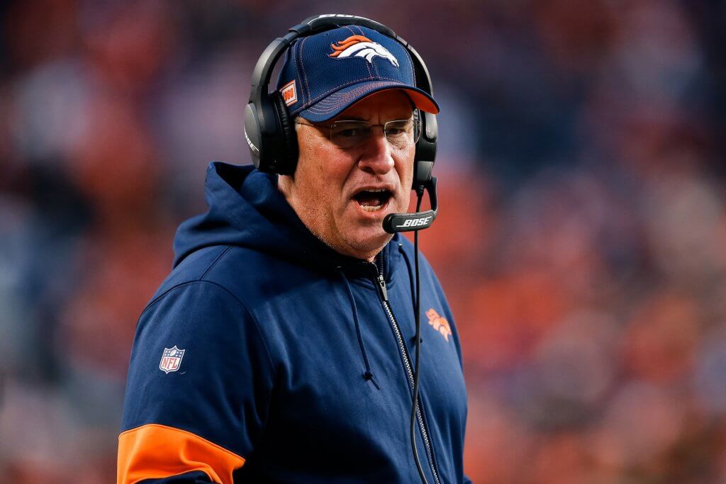 Vic Fangio on the Broncos sidelines.