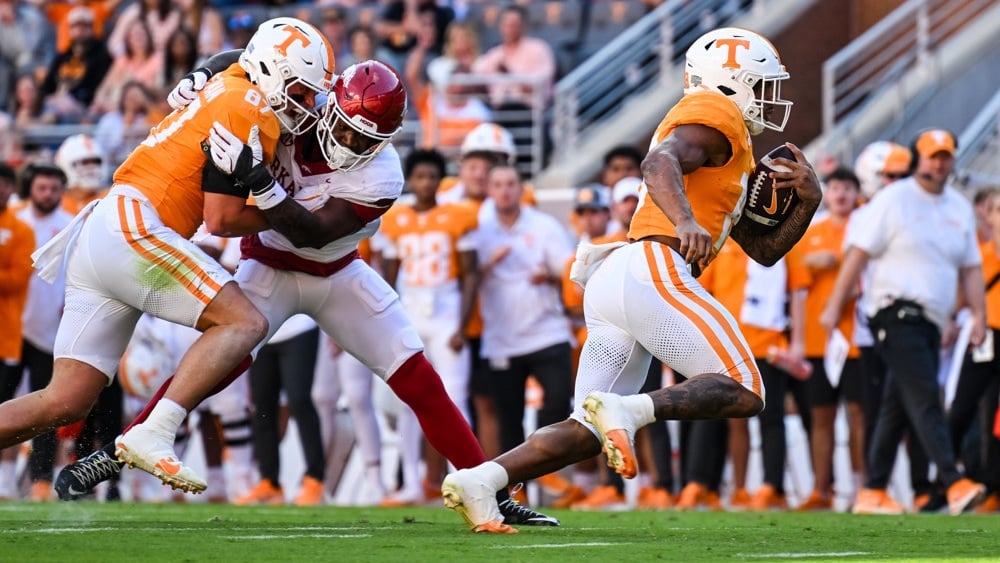 CFB DFS - DeSean Bishop TENN RB