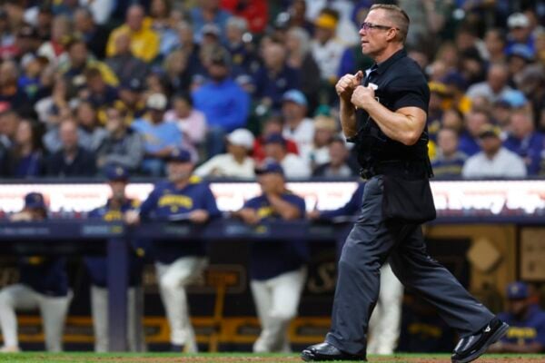 2026 MLB Umpire Report – Sunday’s Strike Zone